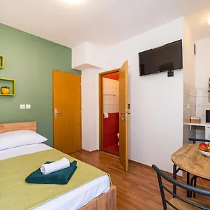 And Apartament